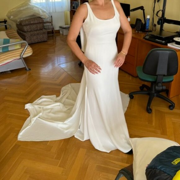 Pronovias Wedding Gown - Alyse- Mermaid - Picture 4 of 7